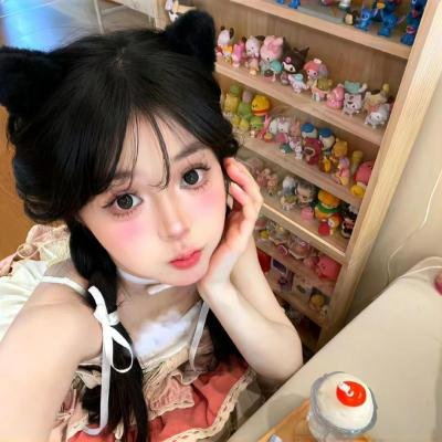 美女和液体人 封面