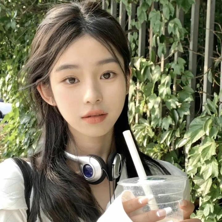 儿女传奇之选美 封面